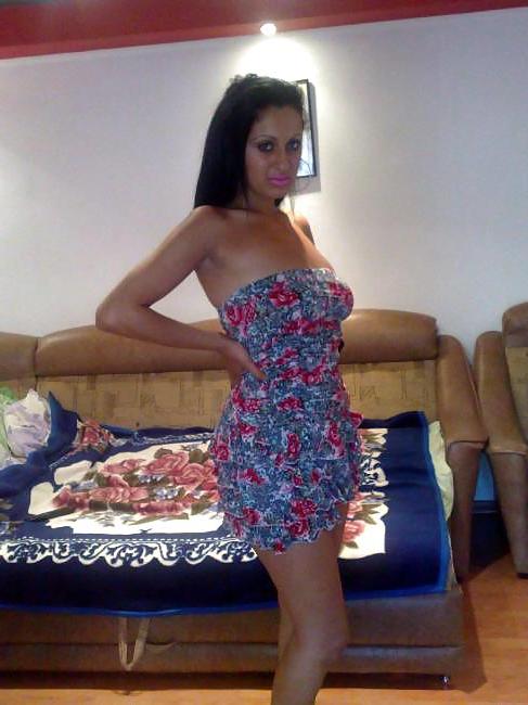 11P Romanian milf: camelia