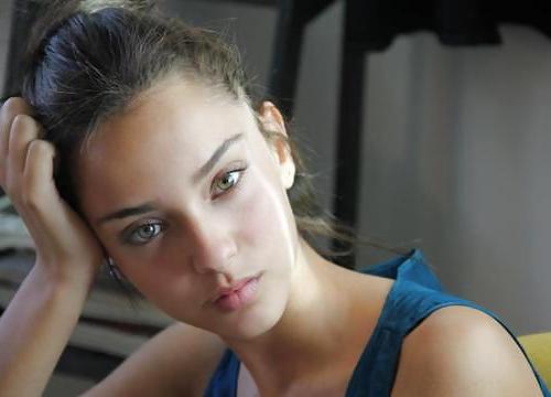 25P Feminine Beauty : Life is so Beautiful