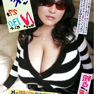14P WendyJuggs: Big Tits Pics (Asians)