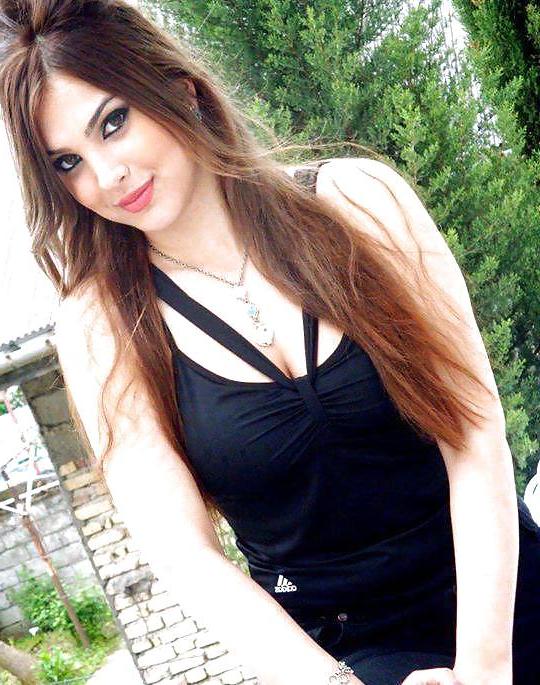 16P Hot Iranian Women Part 8
