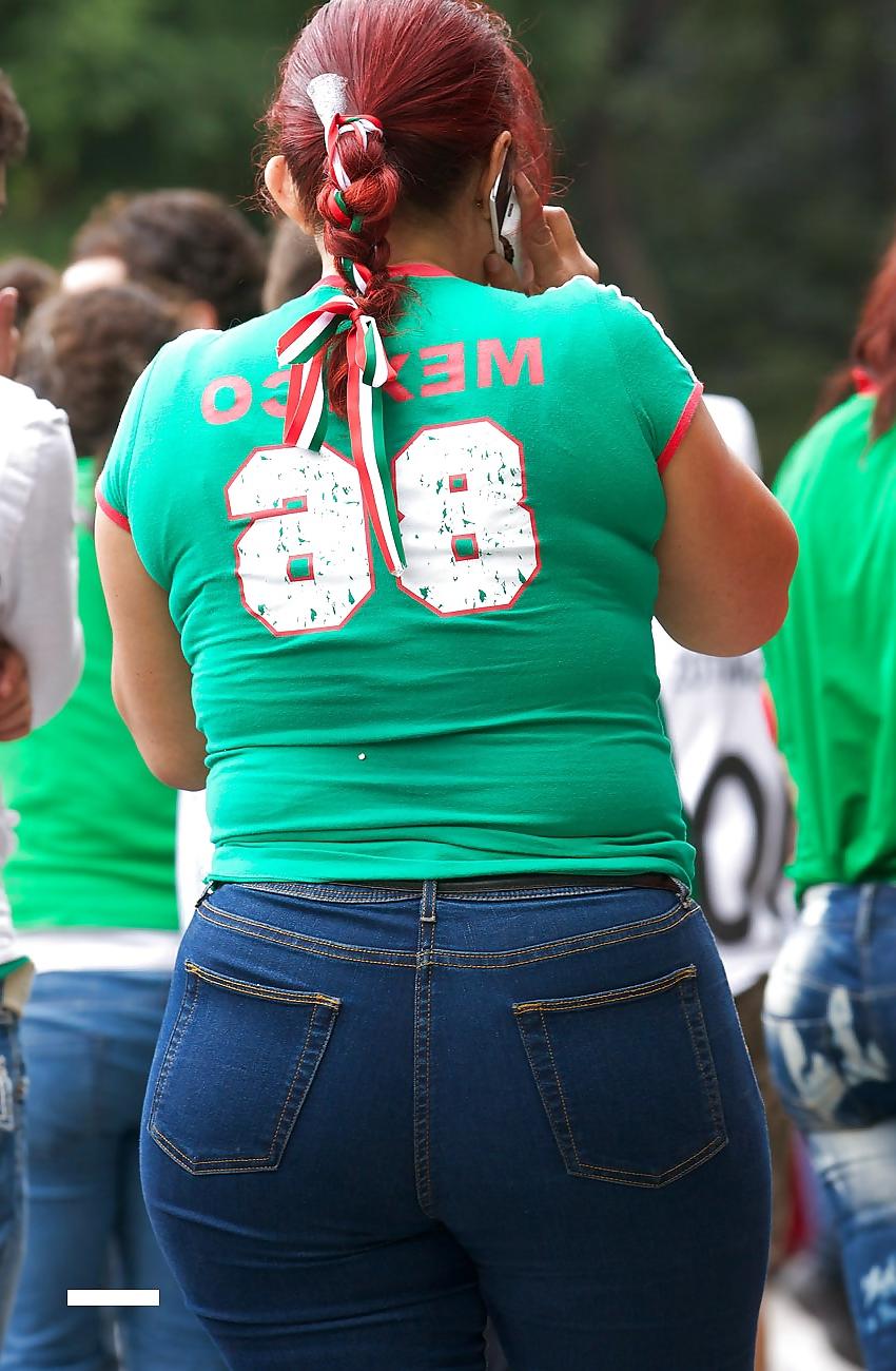 18P Candid mexican MASSIVE ASS mom jeans NONPORN