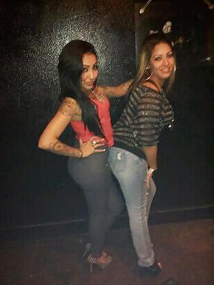 25P Ghetto latin milf