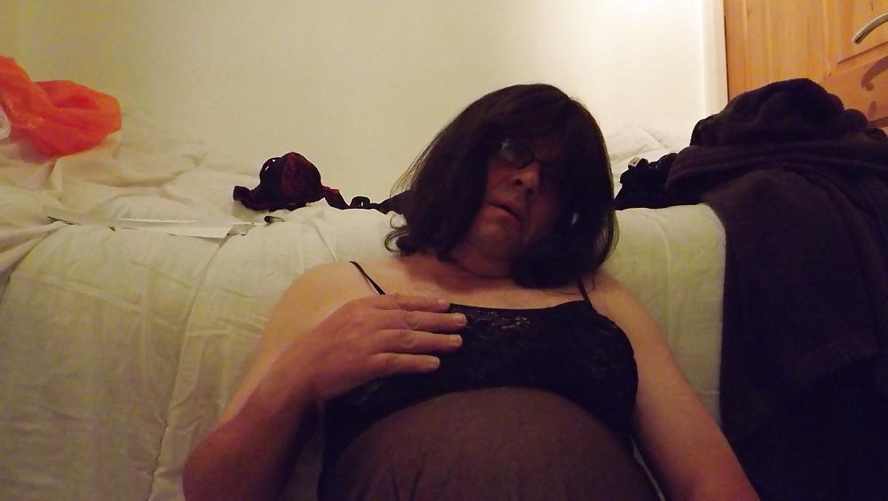 8P Just crossdressing me
