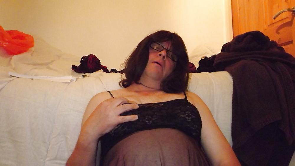 8P Just crossdressing me