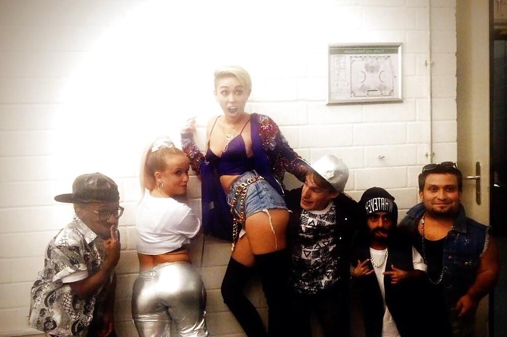 25P Celebrity smallmix 10.09.2013