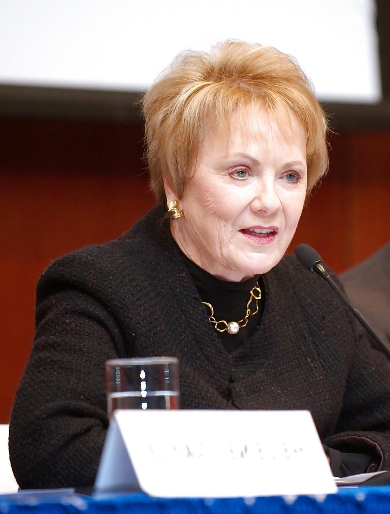 25P Love jerking off to Conservative Kay Granger