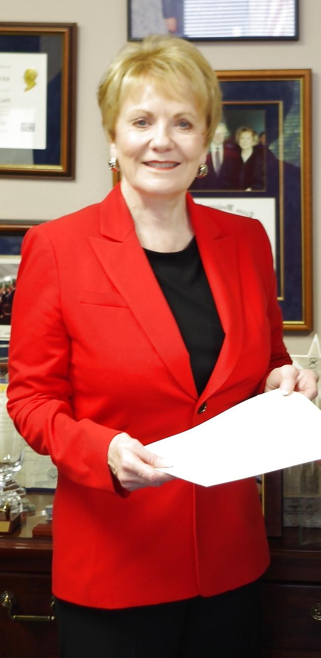 25P Love jerking off to Conservative Kay Granger