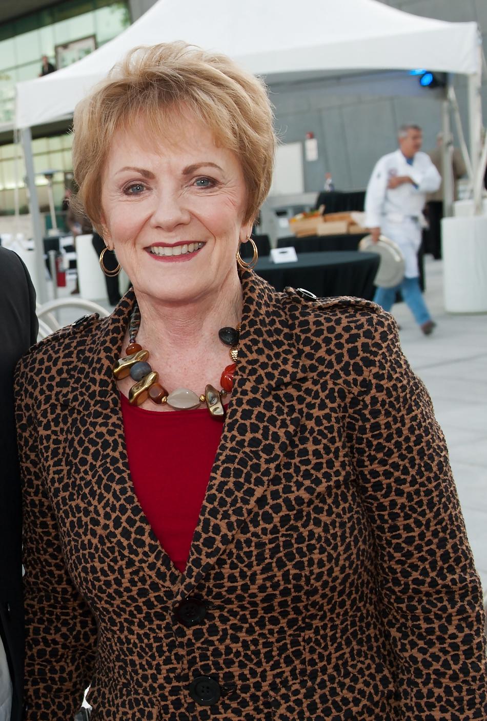 25P Love jerking off to Conservative Kay Granger