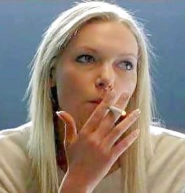 25P The Glow, Celebrity Women Smoking
