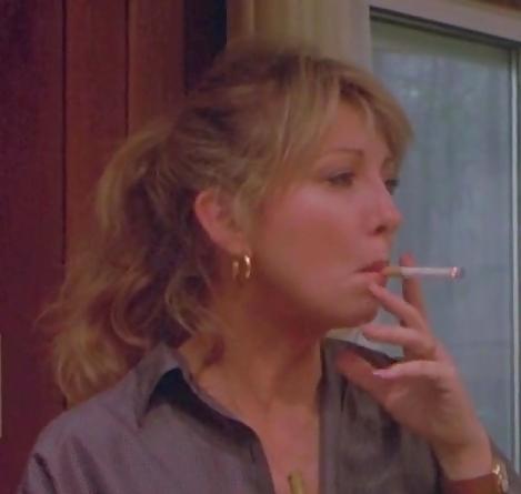 25P The Glow, Celebrity Women Smoking