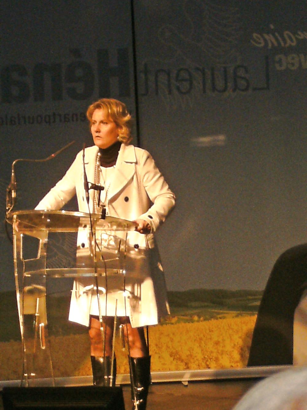 25P I love jerking off to Conservative Nadine Morano