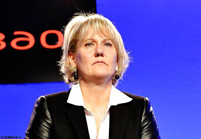 25P I love jerking off to Conservative Nadine Morano