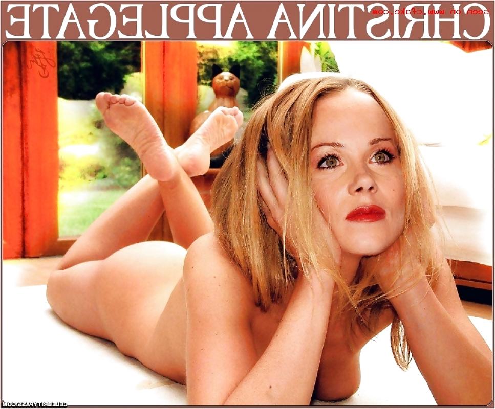 15P Christina Applegate 8