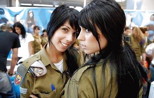 25P 100% Israeli Chicks (09) - 21.12.10