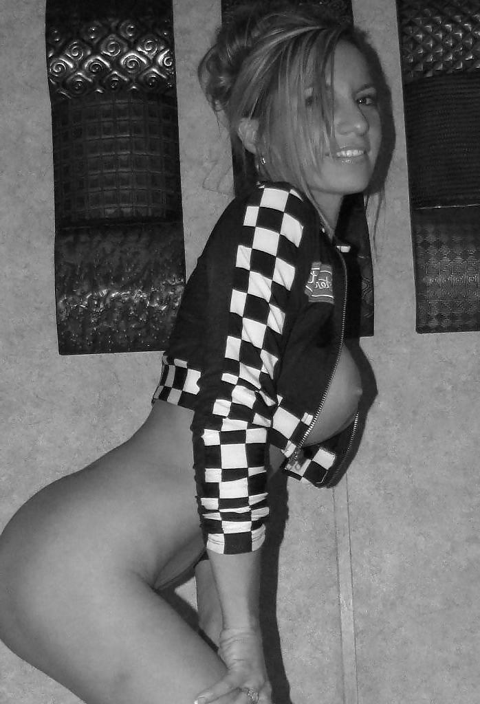 25P Super-duper MILF! #13