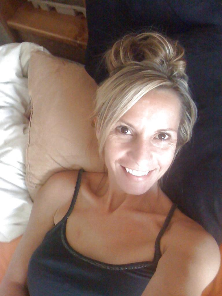 25P Super-duper MILF! #13