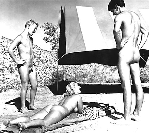 25P VINTAGE NUDISTS