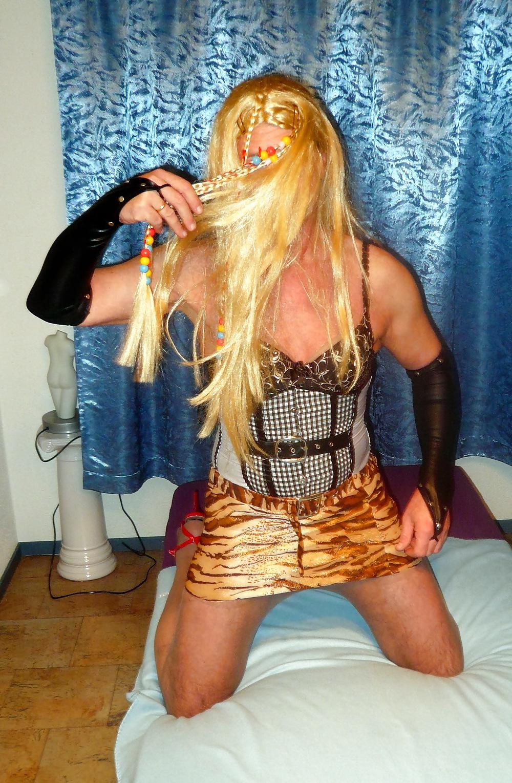 25P Crossdresser creampie