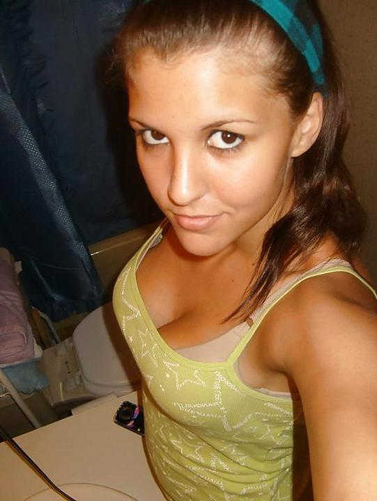 25P Sexy Tan Teen Chelsea
