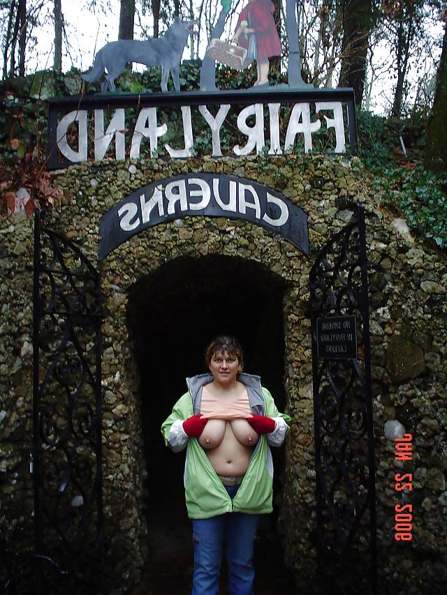 19P Saggy tits 72.