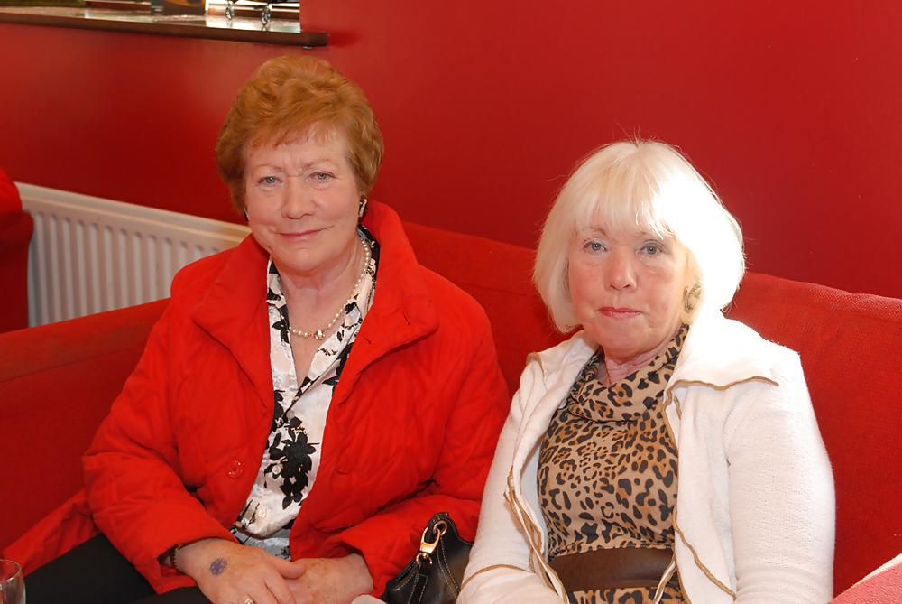 25P Irish women in satin