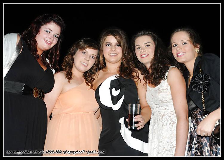 25P Irish women in satin