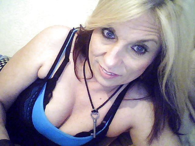 25P MILF GILF HOt