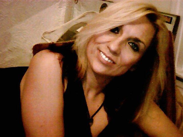 25P MILF GILF HOt
