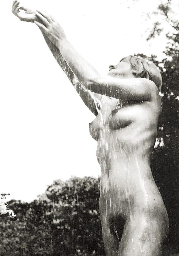 25P A Few Vintage Naturist Girls That Really Turn Me on (9)