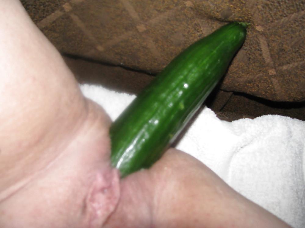 8P Cucumber fun x