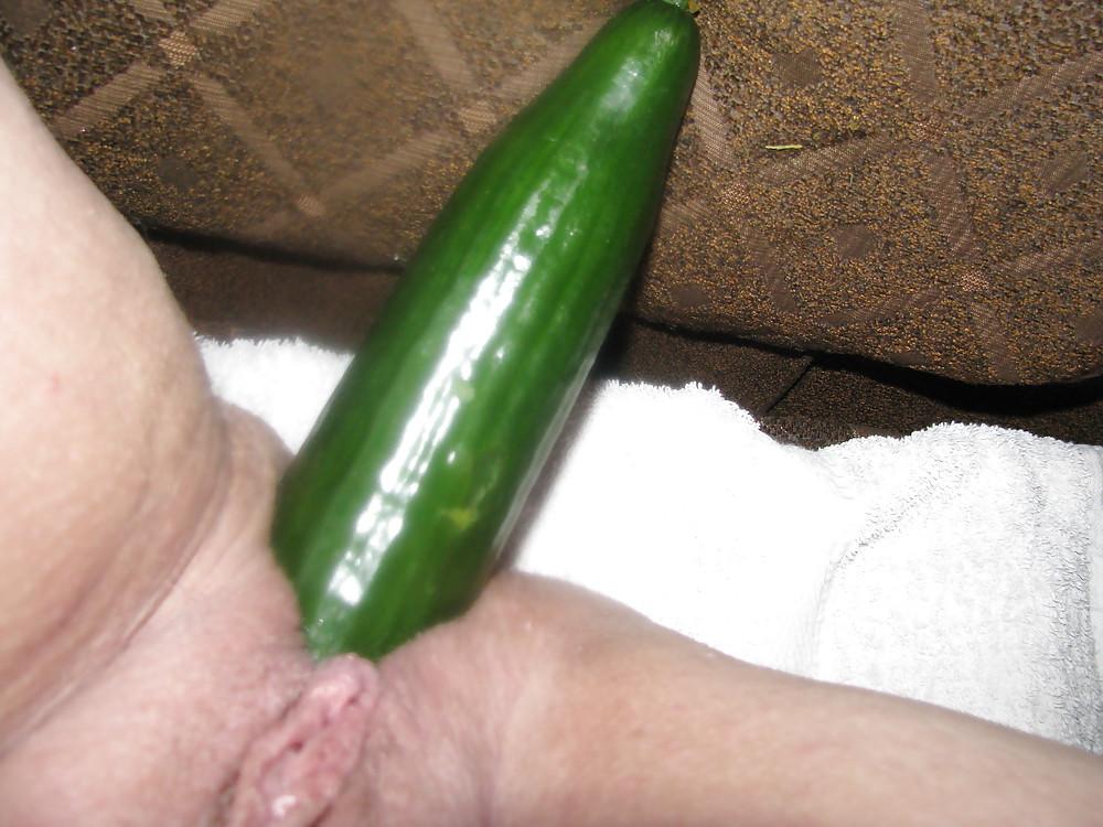 8P Cucumber fun x
