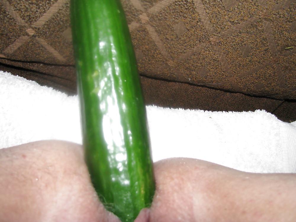 8P Cucumber fun x
