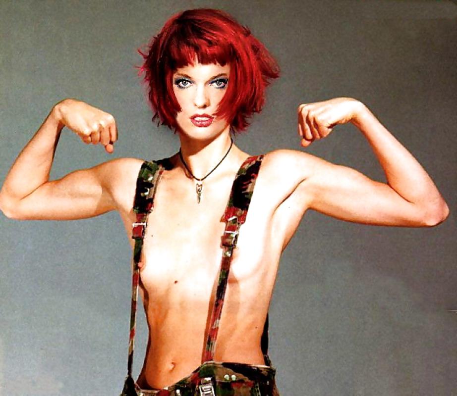 20P CELEBRITY FAKES MILLA JOVOVICH