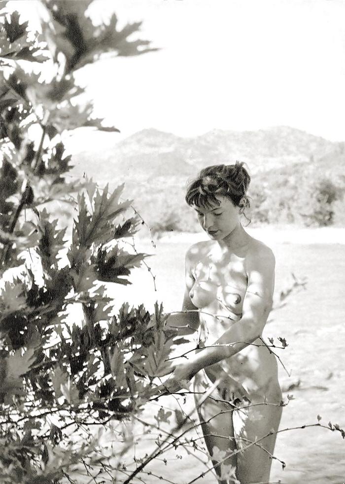 25P A Few Vintage Naturist Girls That Really Turn Me on (8)