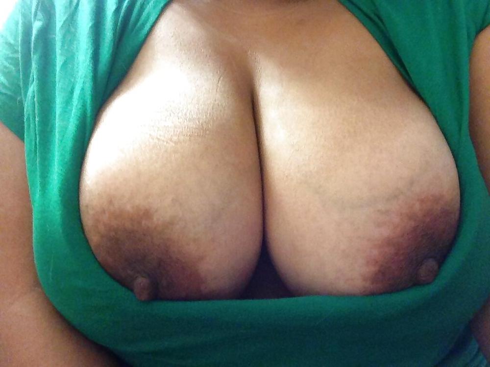 16P Big Natural Tits