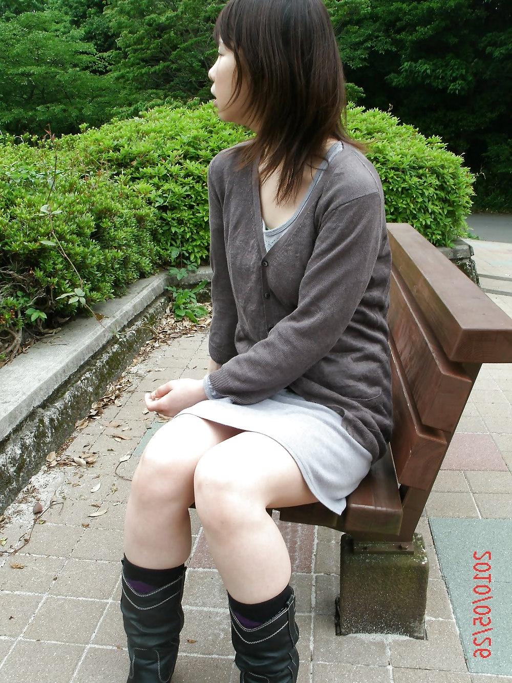 25P Sweet Japanese Exhibitionist 