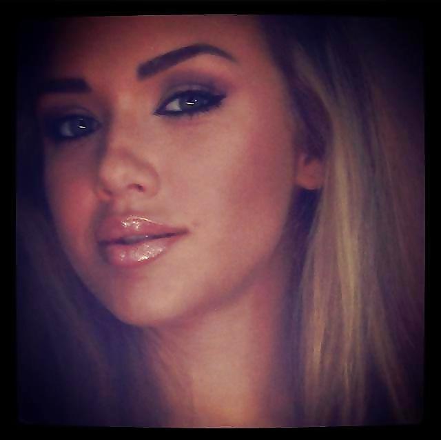 25P Kim Gloss