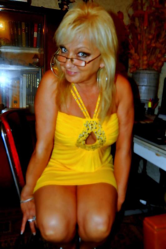 15P 56 Years Old Polish Horny Neigbor 