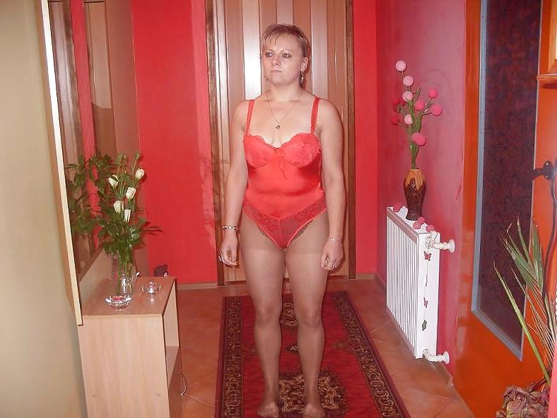 10P Sexy Polish Milf Ela