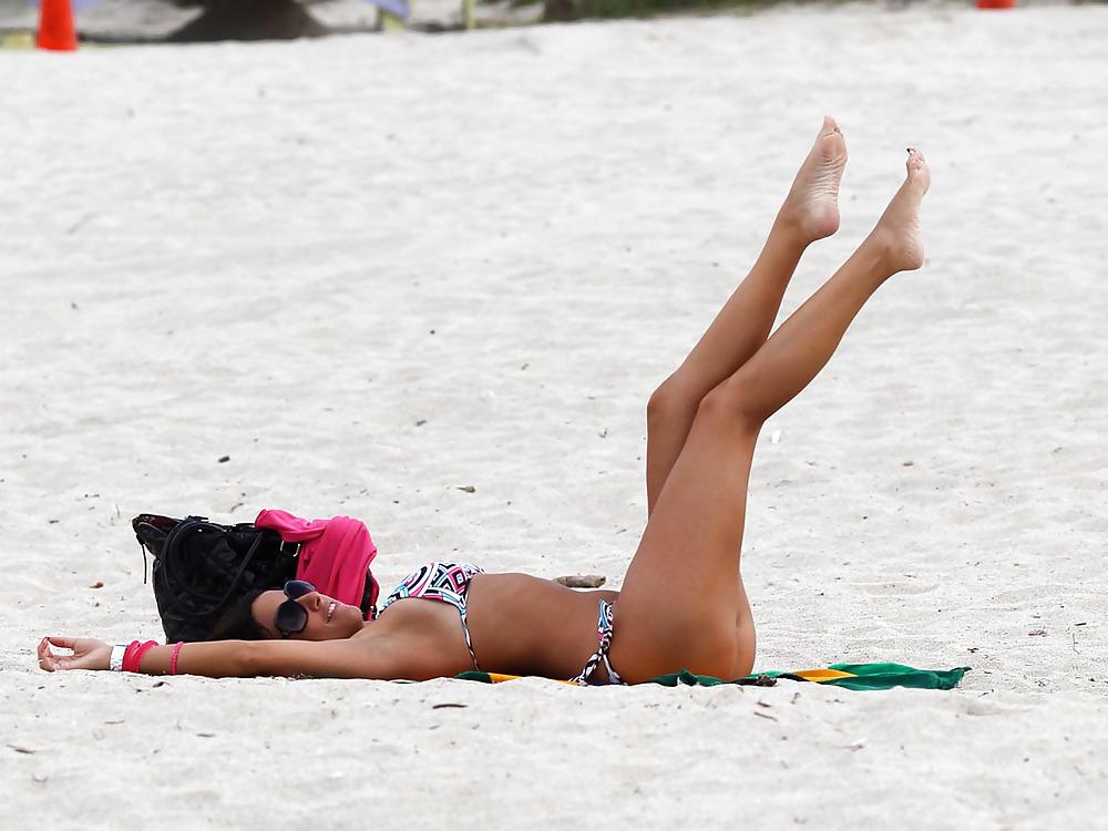 25P Claudia Romani italian slut model