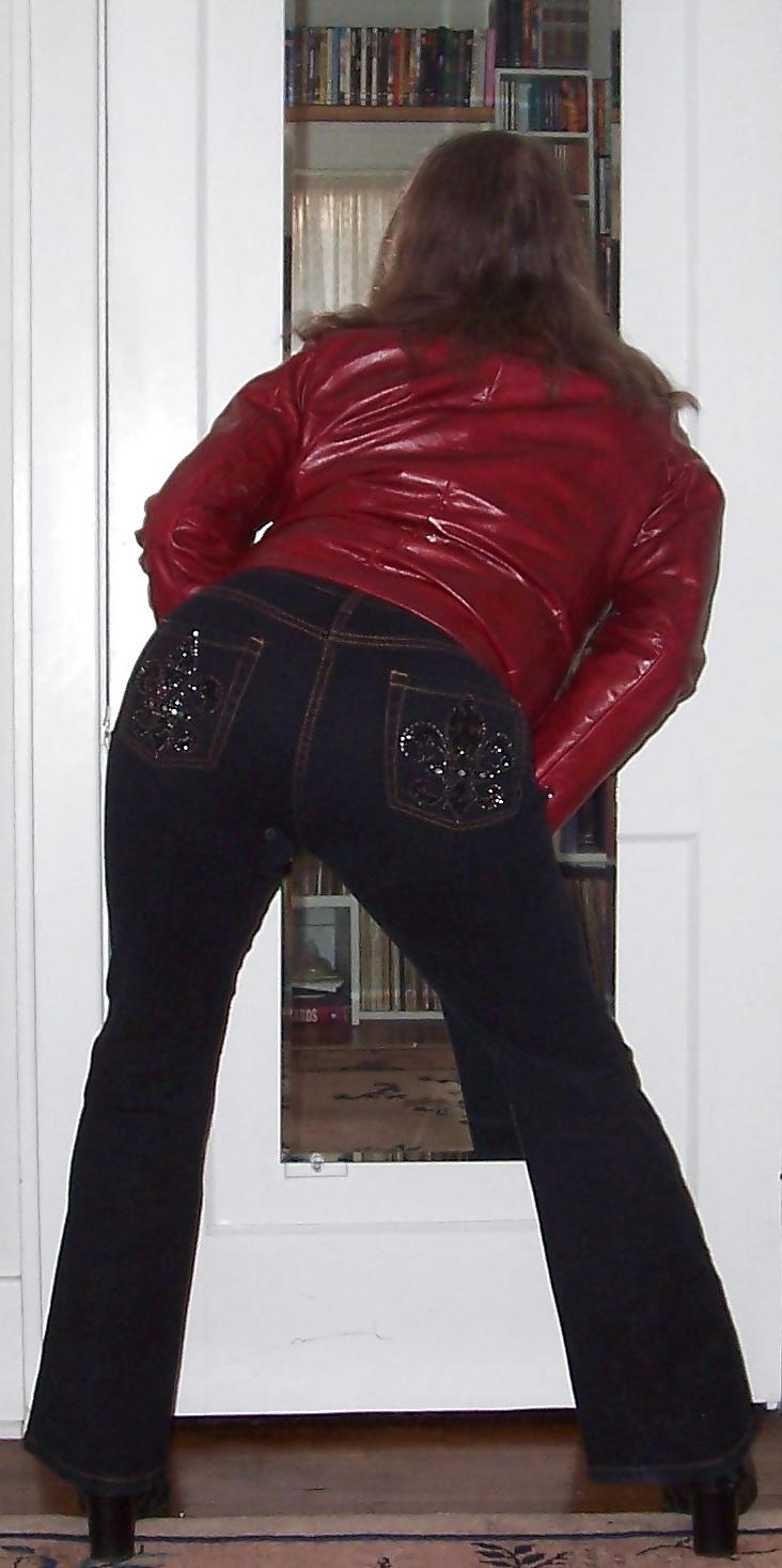 16P Crossdressing - Bling Butt
