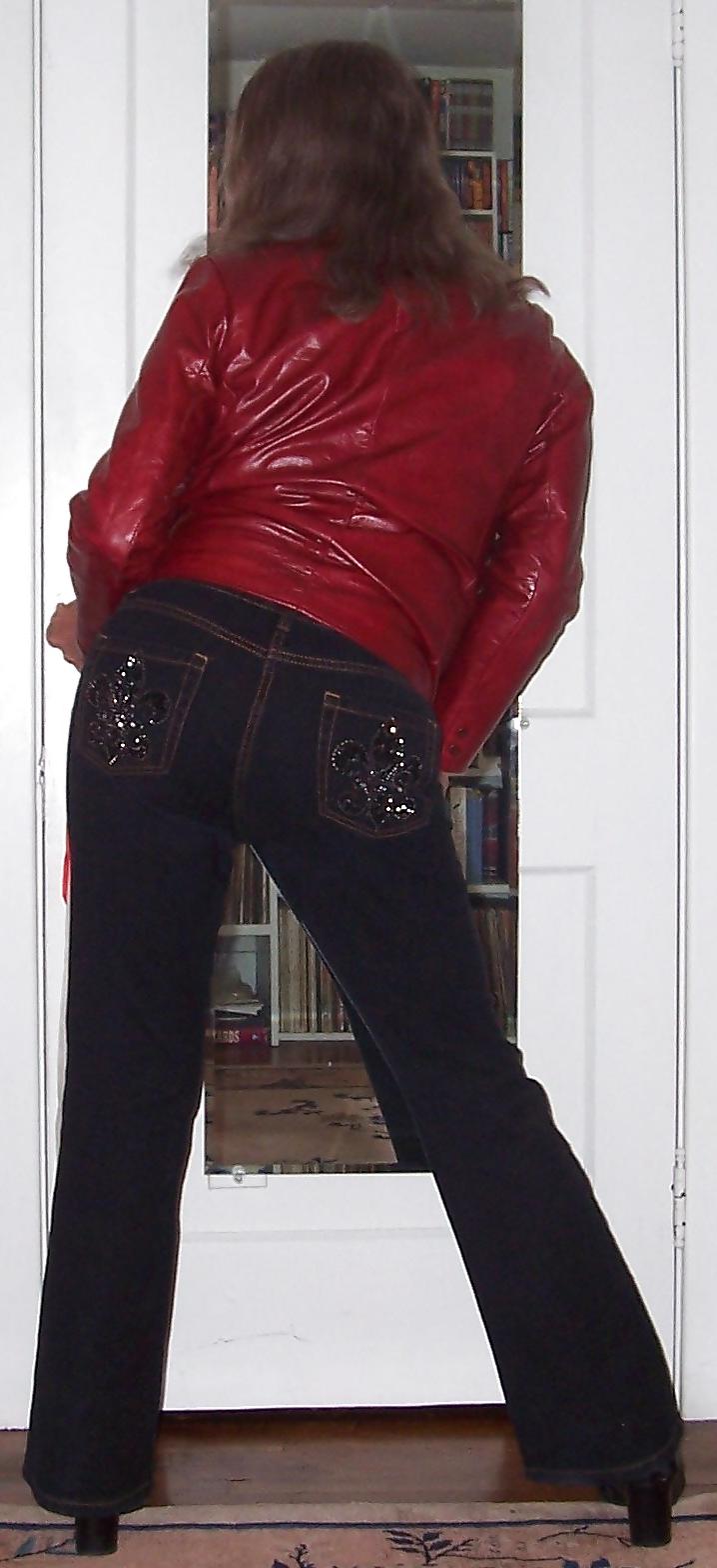 16P Crossdressing - Bling Butt