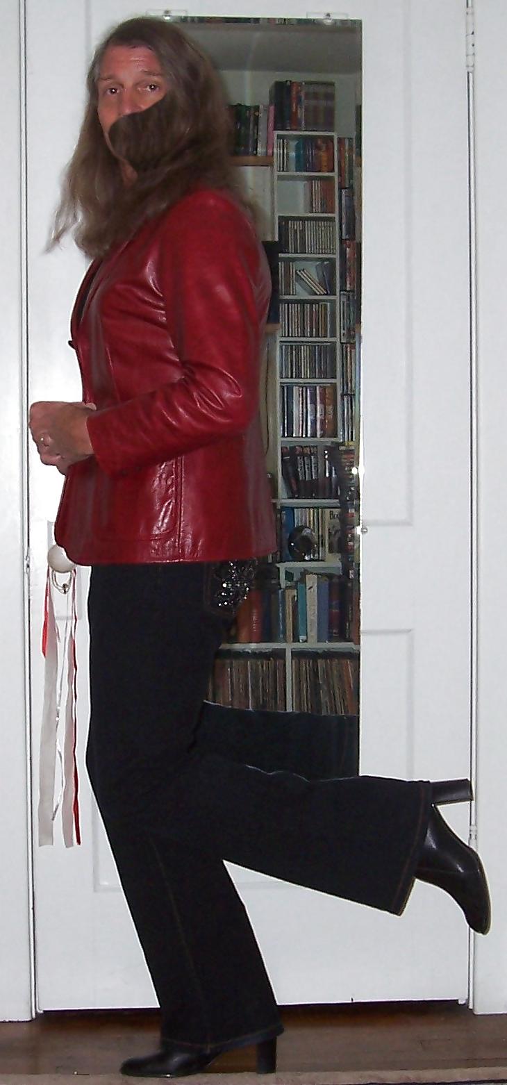 16P Crossdressing - Bling Butt