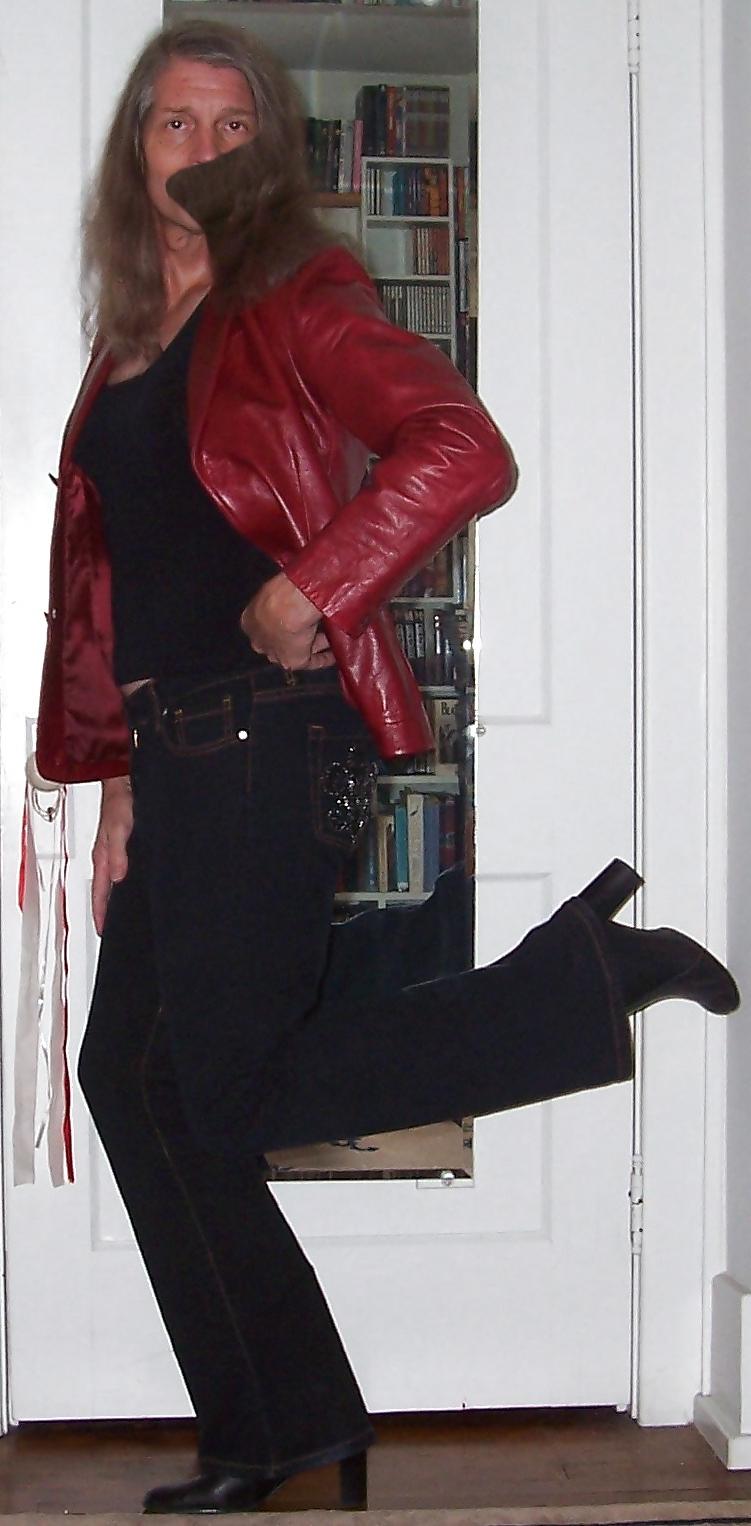 16P Crossdressing - Bling Butt