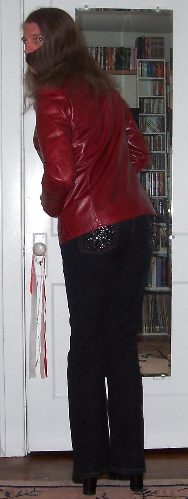16P Crossdressing - Bling Butt