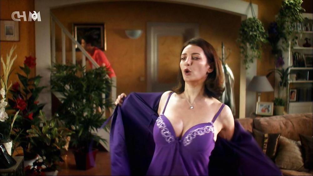 22P Valerie karsentie elle me fait bander so hot milf