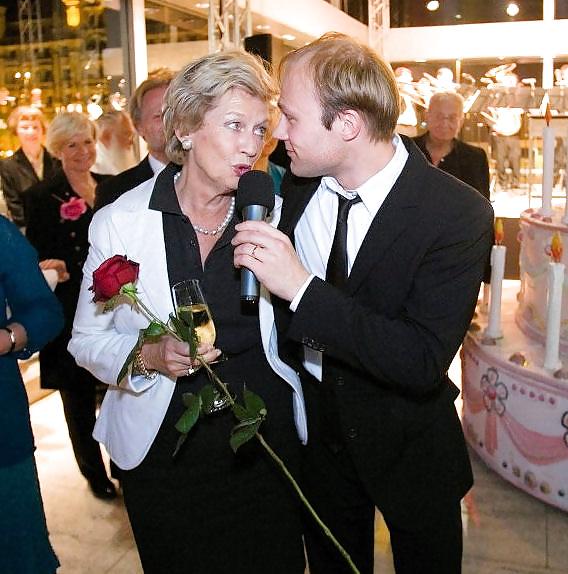 25P Petra Roth Ex-OB