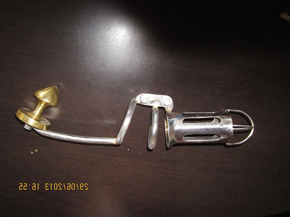 6P Ringiger Schwanz, Eier und verstopfter Arsch