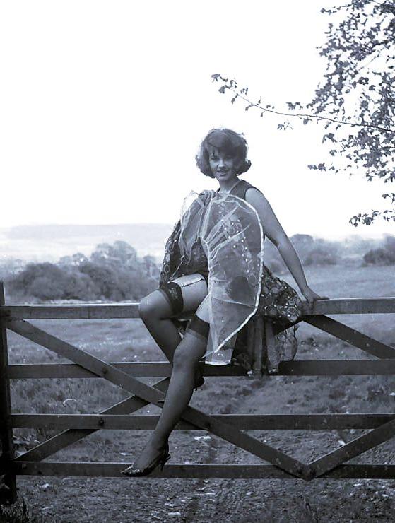 25P Nice Vintage pictures 