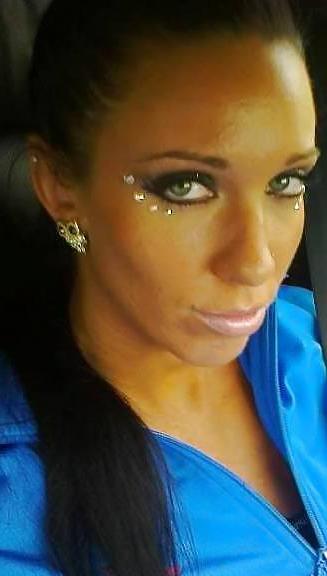 15P Unload your balls over this hot fit whore